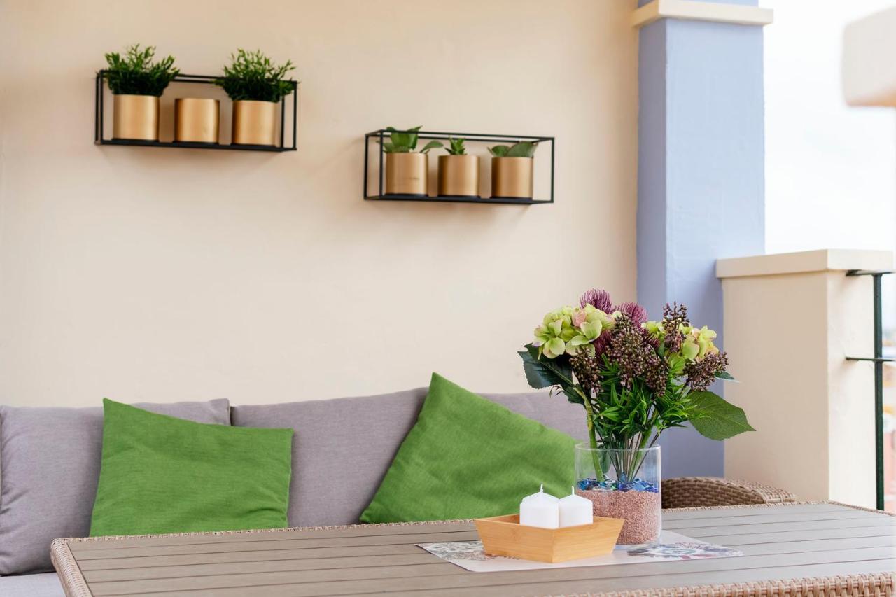 Atico Con Terraza-Solarium Y Piscina 4-6 Personas Wifi A/C Apartment Roda ภายนอก รูปภาพ