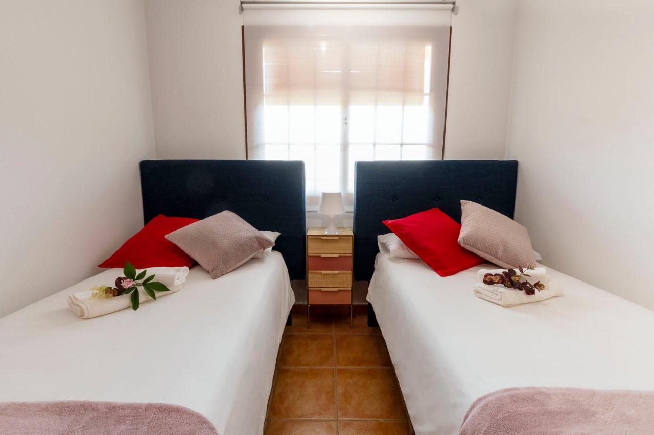 Atico Con Terraza-Solarium Y Piscina 4-6 Personas Wifi A/C Apartment Roda ภายนอก รูปภาพ