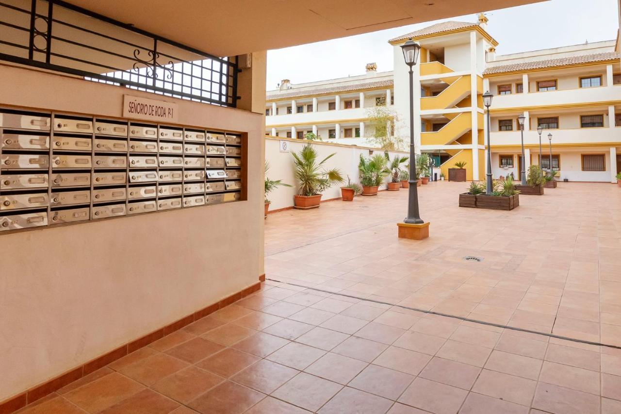 Atico Con Terraza-Solarium Y Piscina 4-6 Personas Wifi A/C Apartment Roda ภายนอก รูปภาพ